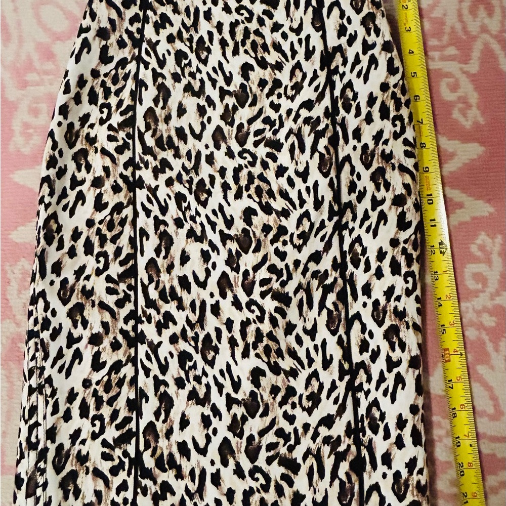NWT White House Black Market Animal Print Pencil Skirt